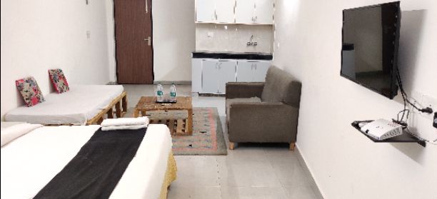 Hostel - Single Sharing
