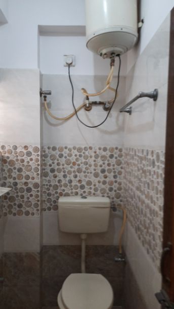 Hostel - Single Sharing