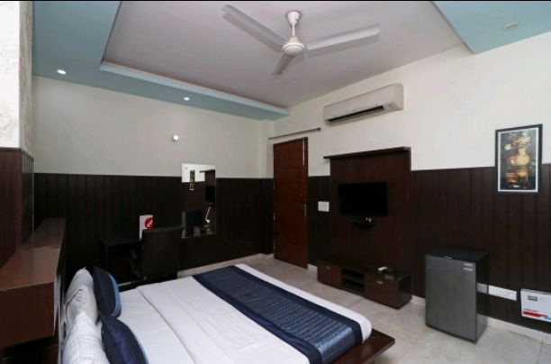 Hostel - Single · Double Sharing