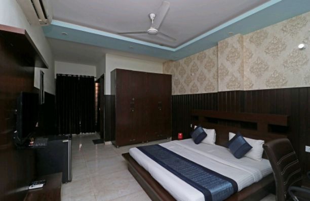 Hostel - Single · Double Sharing