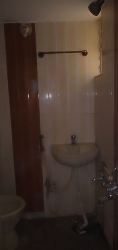 2BHK · Semi Furnished · Builder Floor