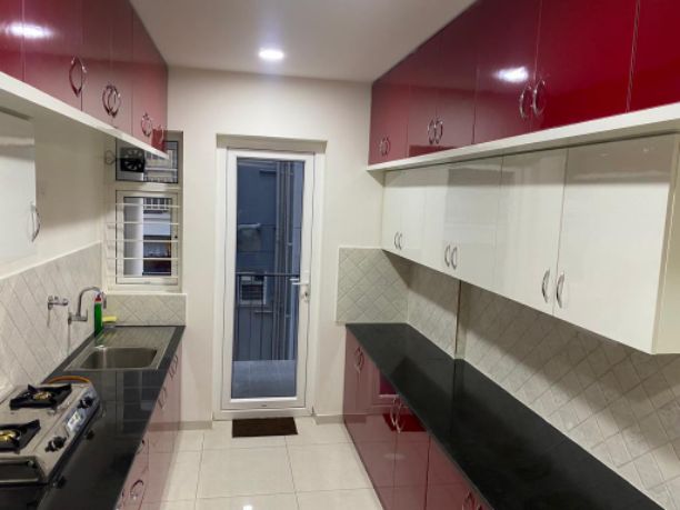 3BHK · Semi Furnished · Apartment