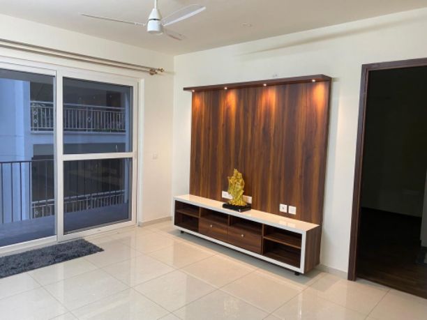 3BHK · Semi Furnished · Apartment