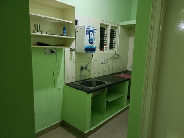1BHK · Semi Furnished · Apartment