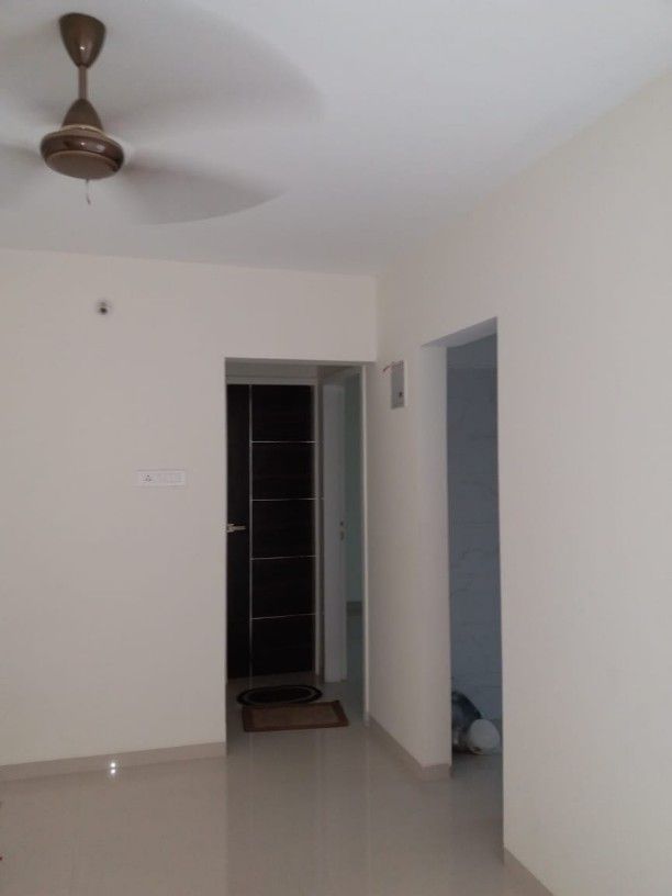 1BHK · Semi Furnished · Apartment