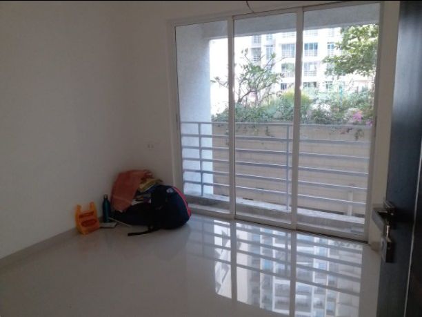 1BHK · Semi Furnished · Apartment