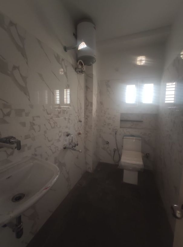 2BHK · Semi Furnished · Apartment