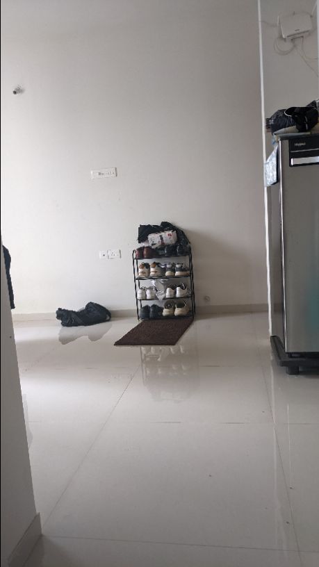 1BHK · Semi Furnished · Apartment
