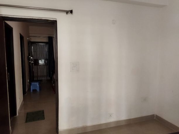 2BHK · Semi Furnished · Apartment