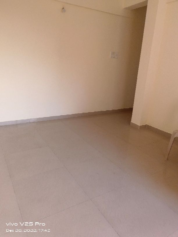1BHK · Semi Furnished · Apartment