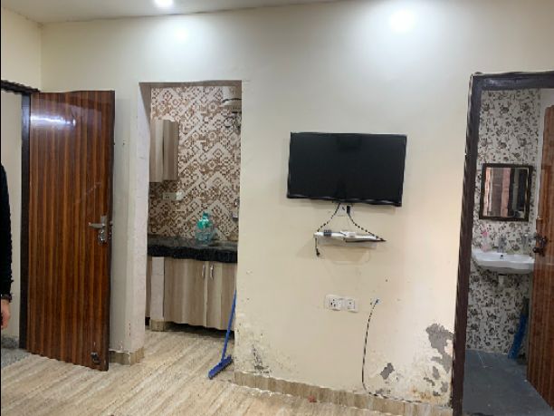 1RK · Furnished · Builder Floor
