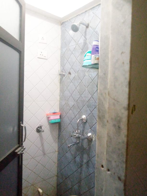 1BHK · Semi Furnished · Apartment