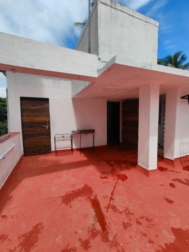 1BHK · Semi Furnished · Apartment