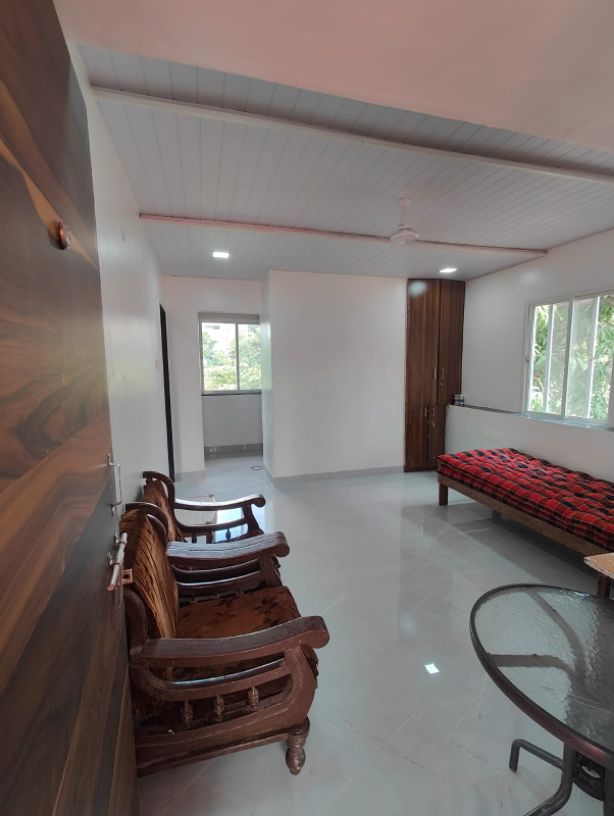 1BHK · Semi Furnished · Apartment
