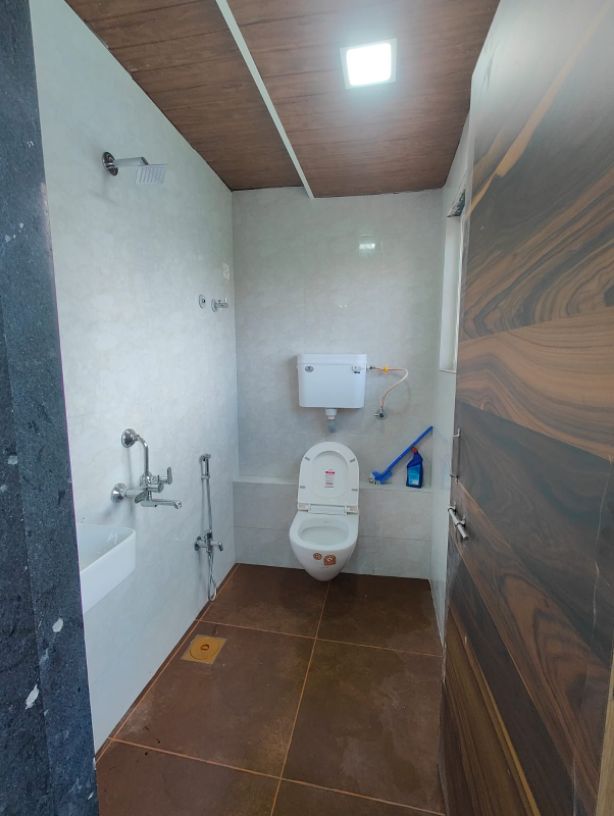 1BHK · Semi Furnished · Apartment