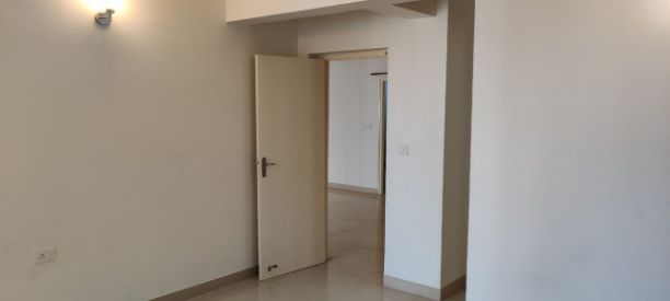 3BHK · Semi Furnished · Apartment