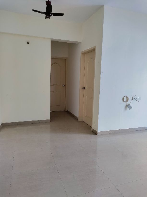 2BHK · Semi Furnished · Apartment