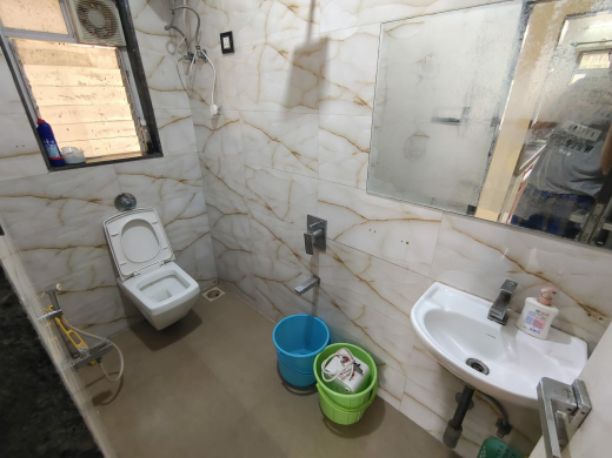1BHK · Semi Furnished · Builder Floor