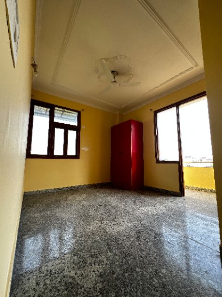 2BHK · Semi Furnished · Builder Floor