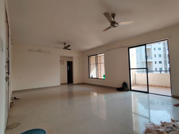 3BHK · Semi Furnished · Apartment