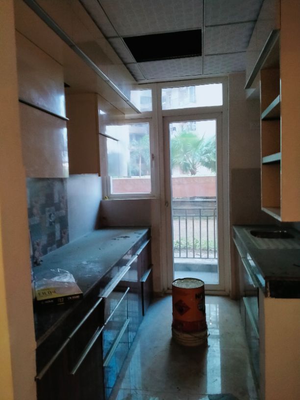 3BHK · Semi Furnished · Apartment