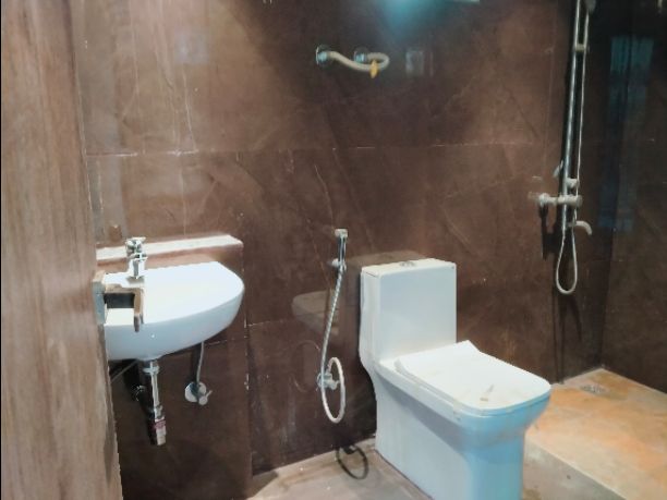 3BHK · Semi Furnished · Apartment