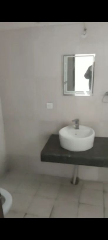 3BHK · Semi Furnished · Apartment