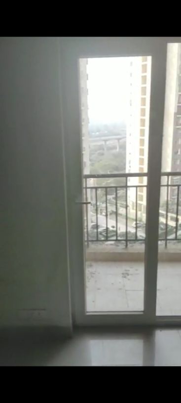 3BHK · Semi Furnished · Apartment
