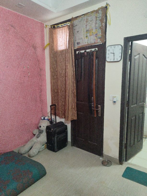 1BHK · Semi Furnished · Builder Floor