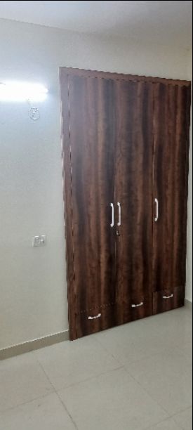 3BHK · Semi Furnished · Apartment