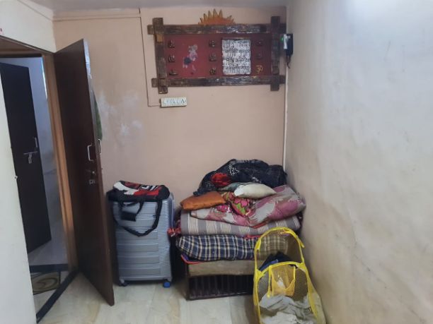 1BHK · Semi Furnished · Apartment