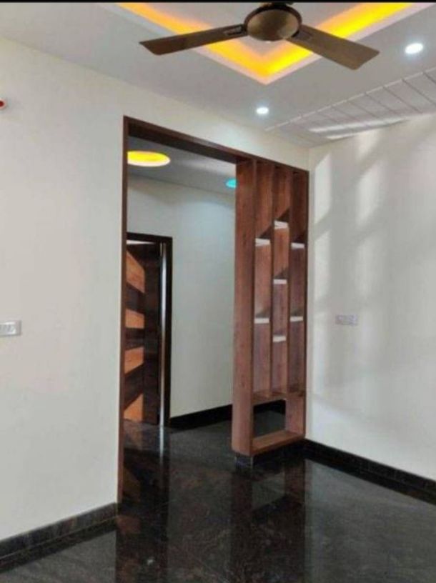4BHK · Semi Furnished · Apartment