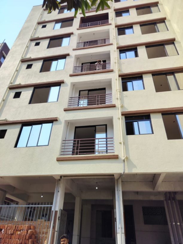 1BHK · Semi Furnished · Apartment