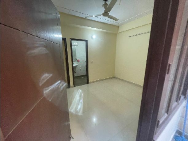 2BHK · Semi Furnished · Apartment