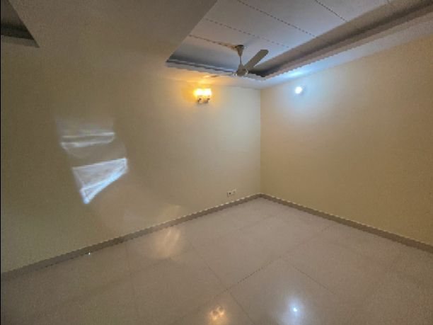 2BHK · Semi Furnished · Apartment