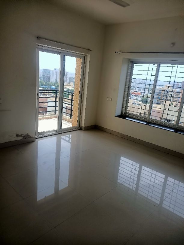3BHK · Semi Furnished · Apartment