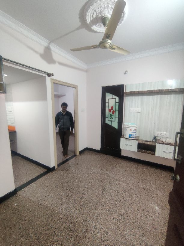 1BHK · Semi Furnished · Apartment