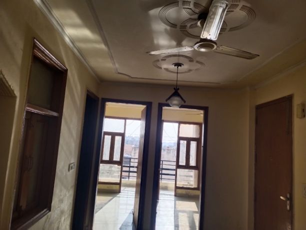 1BHK · Semi Furnished · Builder Floor