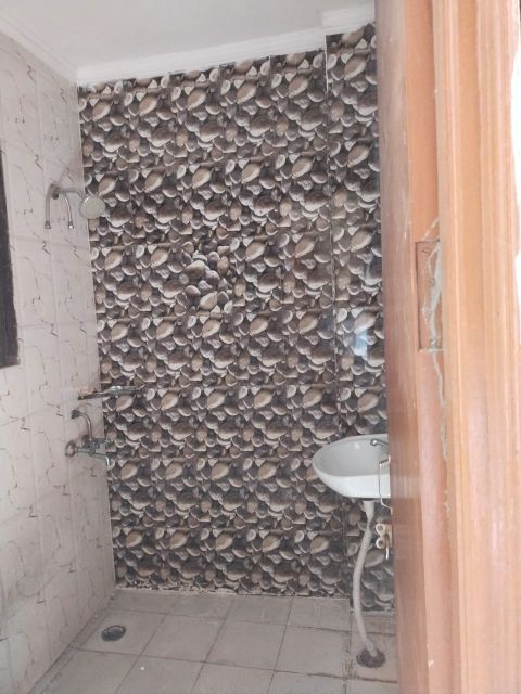 1BHK · Semi Furnished · Builder Floor