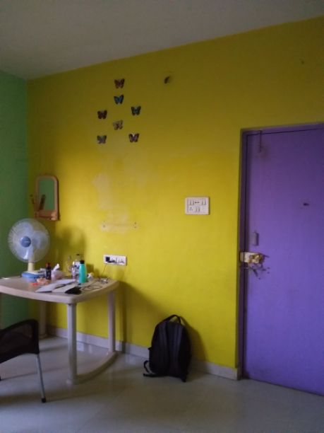1BHK · Semi Furnished · Apartment