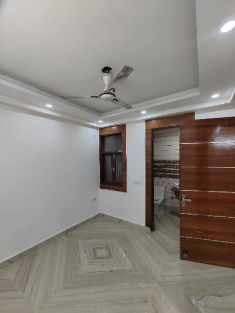 3BHK · Semi Furnished · Apartment