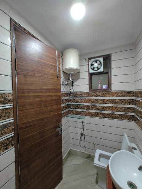 3BHK · Semi Furnished · Apartment