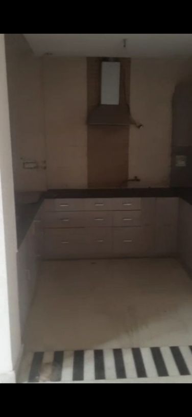 2BHK · Semi Furnished · Apartment