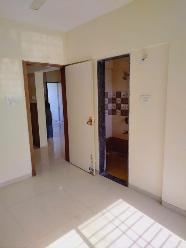 3BHK · Semi Furnished · Apartment