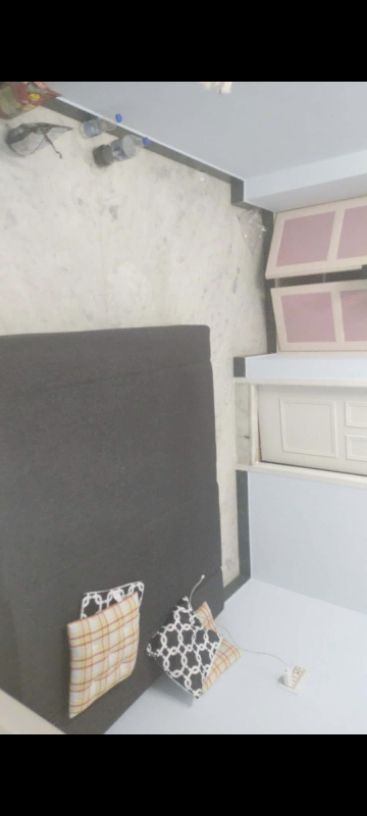1BHK · Semi Furnished · Apartment