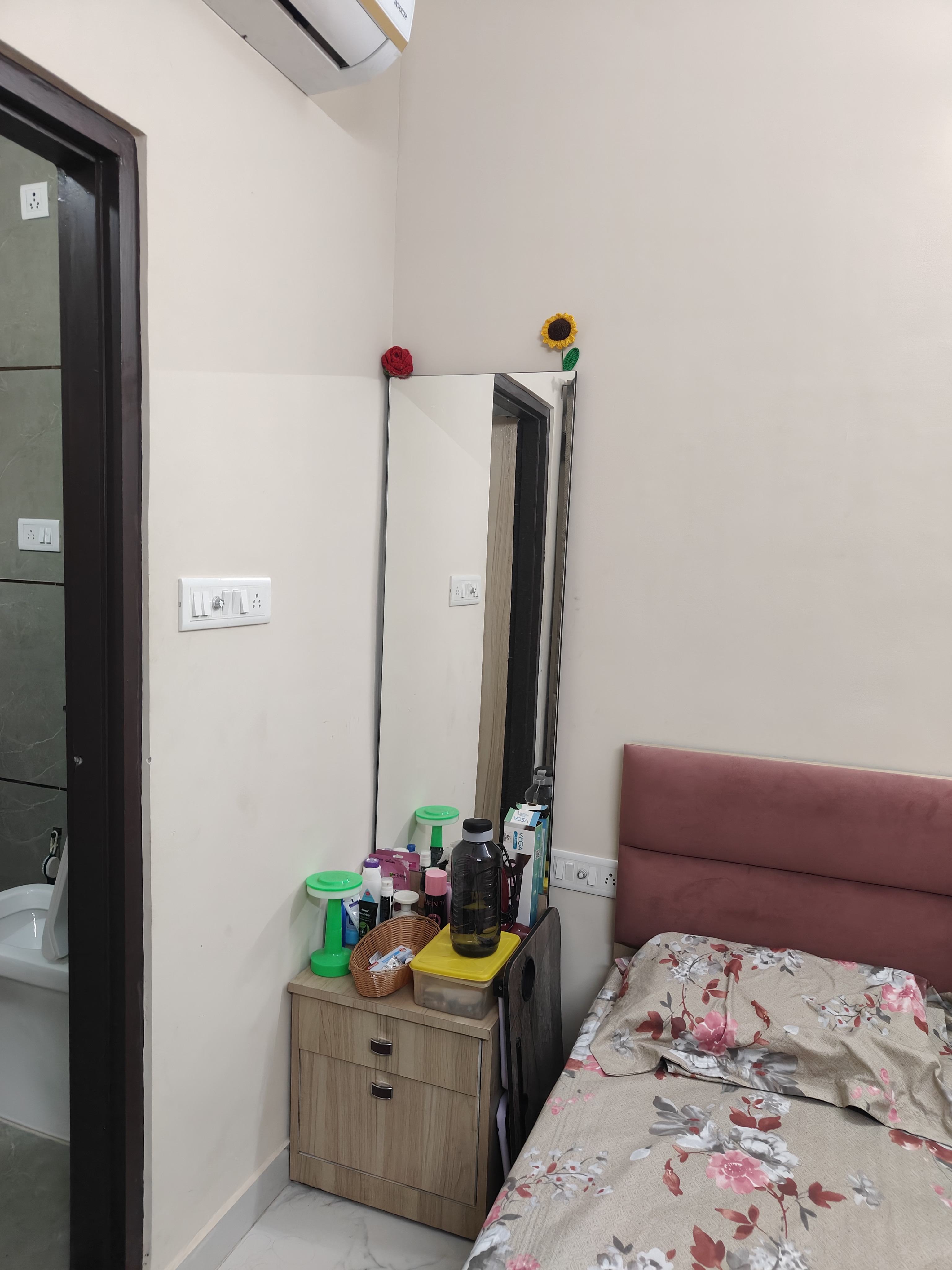 1RK · Semi Furnished