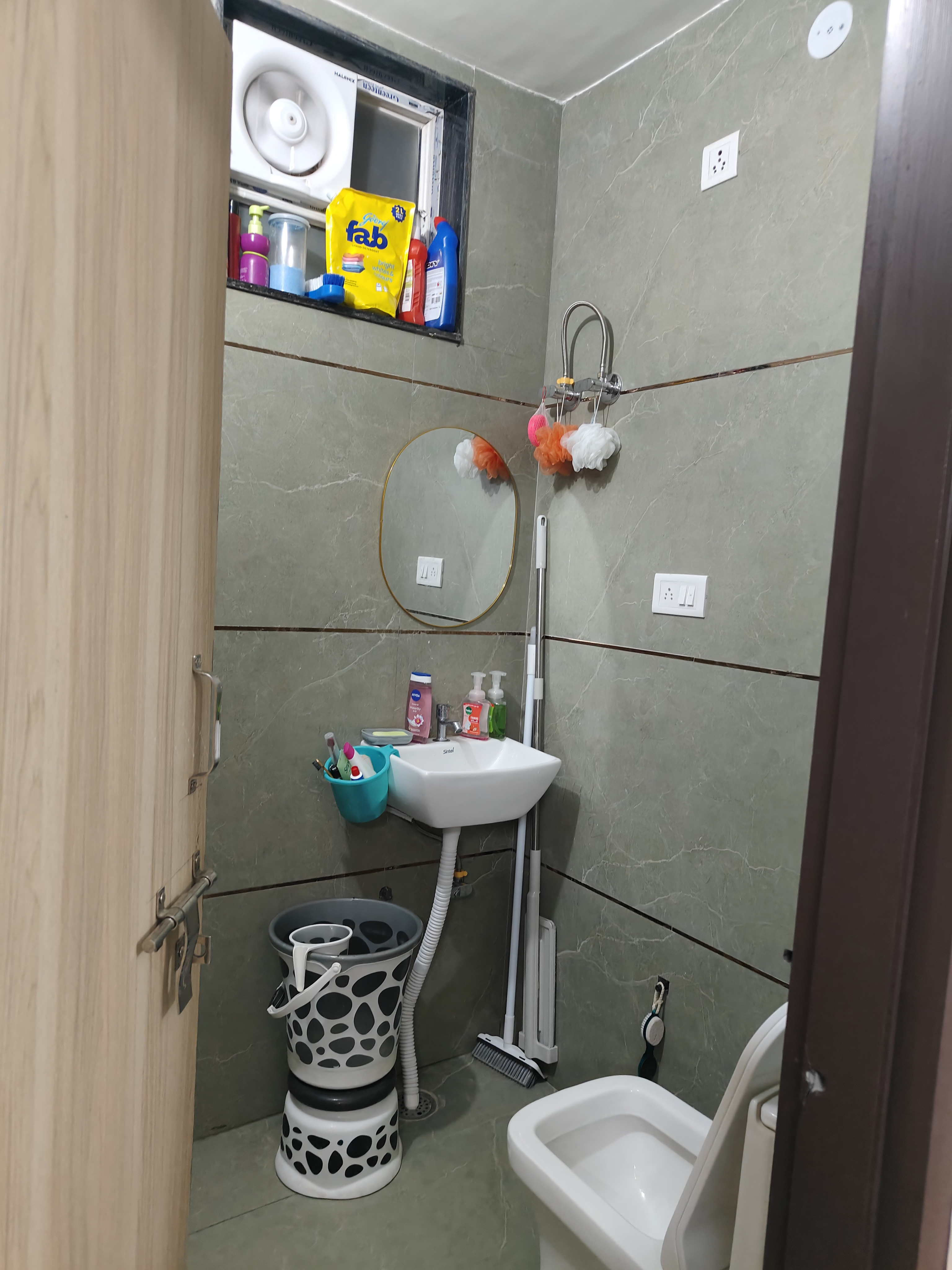 1RK · Semi Furnished
