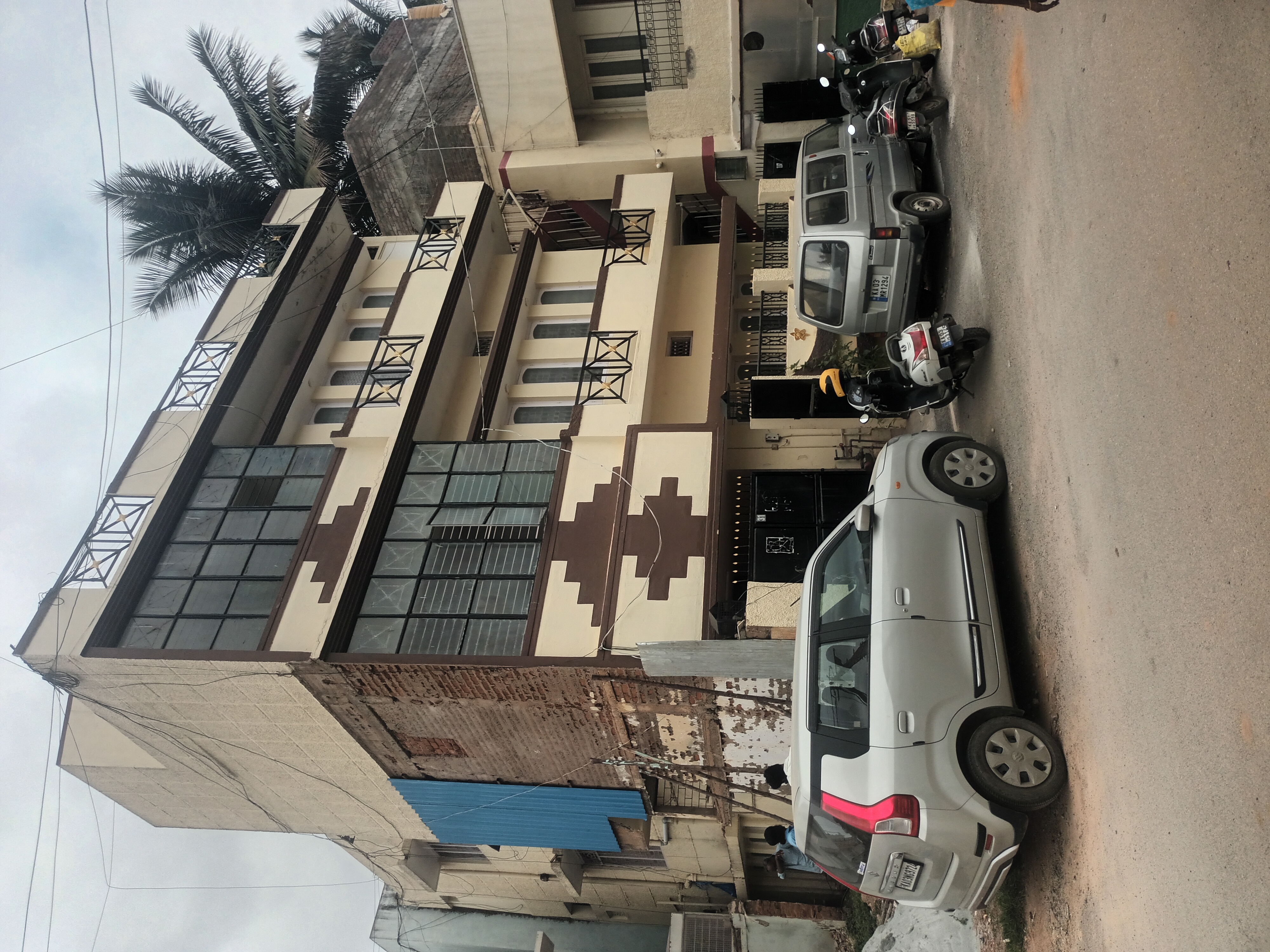 1BHK · Semi Furnished · Apartment