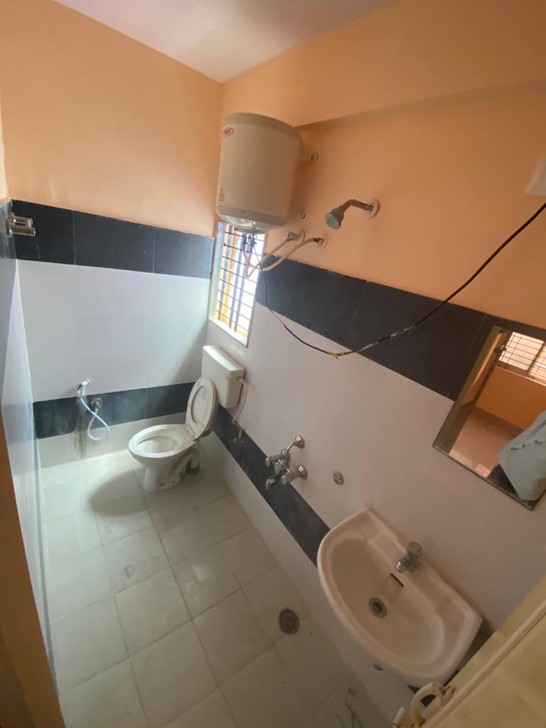 1BHK · Semi Furnished · Apartment