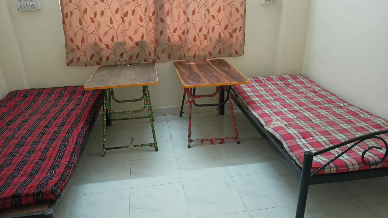 Hostel - Single Sharing